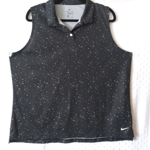 NIKE  dry fit women tops set of 2  white and black XXL - Picture 1 of 14